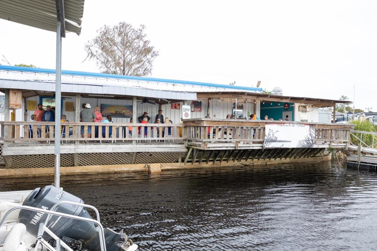Steinhatchee River Inn And Marina Екстер'єр фото