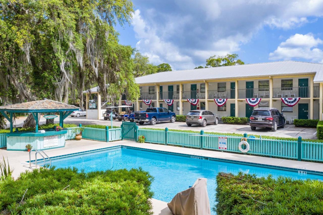 Steinhatchee River Inn And Marina Екстер'єр фото
